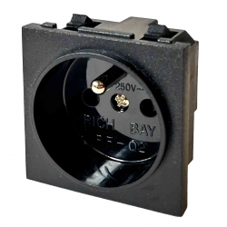 Prise de Courant avec Terre Noir